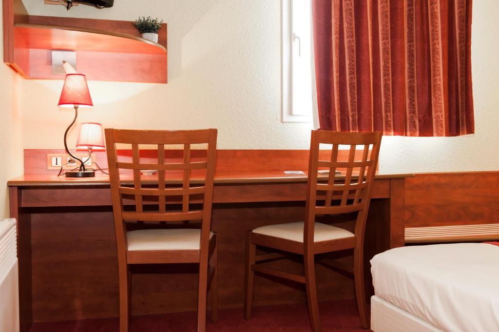 Armony Hotel Bourg-Achard Quarto foto