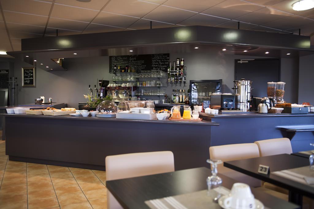 Armony Hotel Bourg-Achard Exterior foto